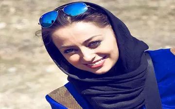 عکس|خانم بازیگر در سفر خارجه اش به یک کلیسای زیبا رفت!