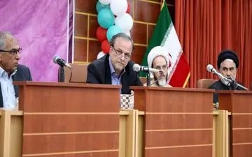 استاندار خراسان رضوی: برای کاهش آسیب‌های اجتماعی باید نگاه به اقتصاد مردمی تغییر یابد