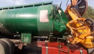 تصادف کامیون حامل سوخت گازوئیل در اصفهان/ اتوبان دستجردی بسته شد