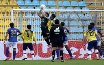 پنالتی نفت مقابل استقلال گرفته نشد؟ 