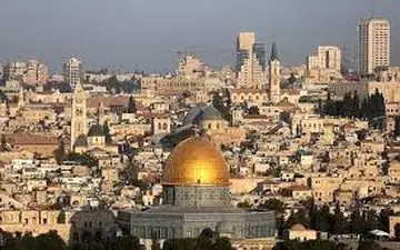 دختر اسرائیلی با مسلسل در مسجد الاقصی