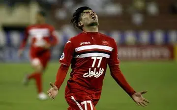 مشتری جدی و دست به نقد برای جذب هافبک کلیدی پرسپولیس