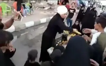 خیرات برای اباعبدالله با دستان پزشک مصری +فیلم 