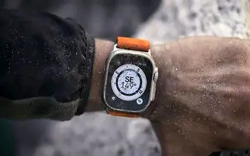 بیرون آمدن زن جوان زنده به گور شده از داخل قبر / اپل واچ به دادش رسید
