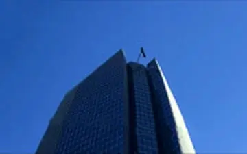 نجات ۲ شیشه پاک‌کن آسمانخراش پس از یک ساعت تاب‌خوردن در ارتفاع ۲۵۹ متری