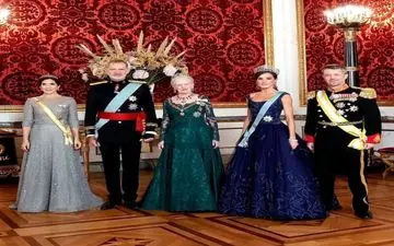 نبرد سنگین دو ملکه مشهور بر سر خوشپوشی؛ تاج جذابیت و خوش‌لباسی را کدامشان بر سر می‌گذارد؟
