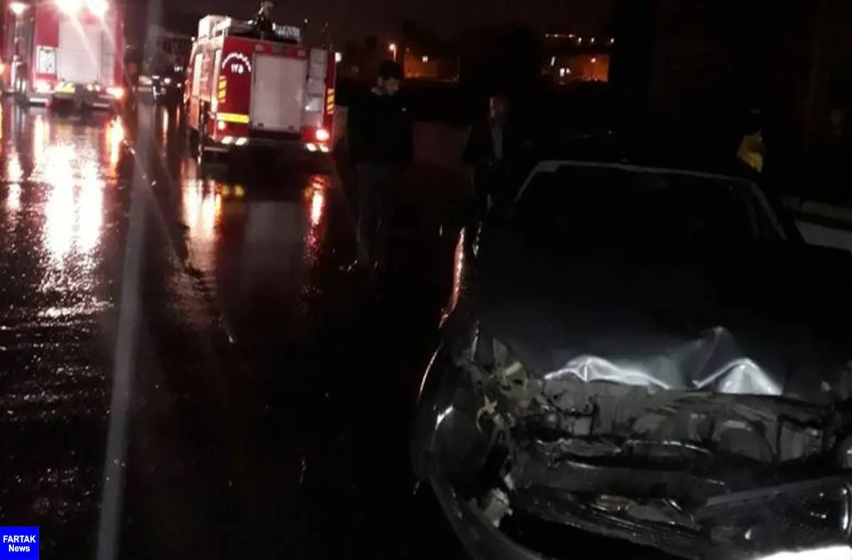 وقوع دو حادثه رانندگی همزمان با بارش باران در شیراز