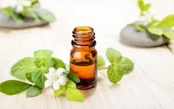 درمان سردرد با روغن گیاهی ، لطفا مسکن های شیمیایی را دور بریزید!