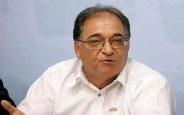 تاج حق داشت بگوید شاید لیگ را در این فصل برگزار نکنیم!