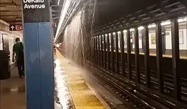 آبشار سیل آسا در ایستگاه متروی نیویورک + فیلم 