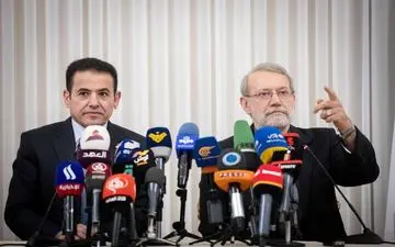 لاریجانی: اگر آژانس برای همکاری پیشنهادی دارد درخواست دهد