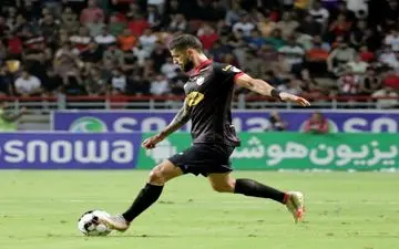 هافبک جنگجوی پرسپولیس در انتظار لیست قلعه نویی