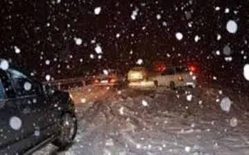 آزادراه تبریز - زنجان به علت کولاک مسدود شد