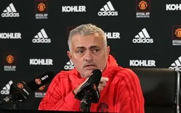 مورینیو و دلیل نیمکت نشینی های ستاره برزیلی