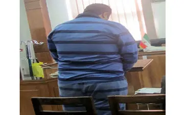 سارق با جرثقیل در شهرک غرب خودرو ها را می دزدید