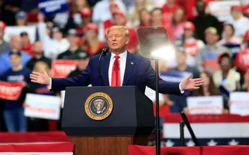 ترامپ:فکر می‌کنم که شبی عالی را پیش رو خواهیم داشت 