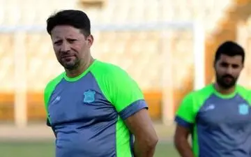 اشتباهات بچگانه داشتیم/ ۱۵ دقیقه ابتدایی با ترس بازی کردیم