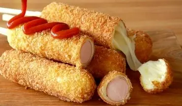 طرز تهیه کورن داگ؛ فست‌فود خوشمزه با بافتی ترد و طعمی خاص