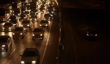 ترافیک نیمه سنگین در آزادراه قم-تهران/ ساوه-تهران پر حجم است