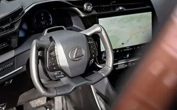  لکسوس و فرمان جدیدش!
