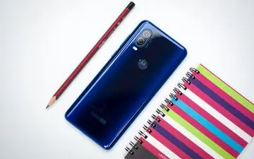 مشخصات گوشی پایین‌رده موتورولا موتو E7 پلاس لو رفت