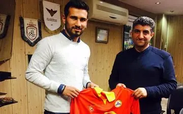 رسمی/ مشکل شهباززاده برای دیدار با پرسپولیس حل شد