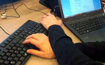 چپ‌دست‌ها در دنیای راست‌دست‌ها!