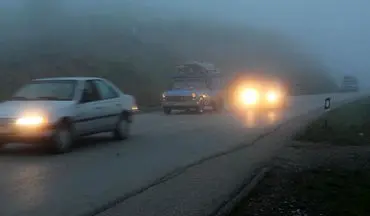 جاده های خراسان رضوی مه آلود و بارانی است