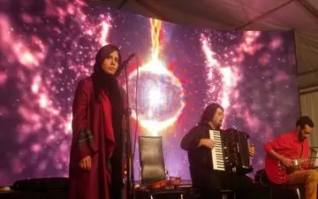 دختری که موسیقی ۱۱ فیلم را در گذر سینما اجرا کرد