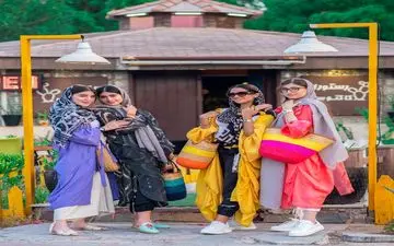 برای آخرین ماه تابستان کجا چی بپوشیم؟/ روش های جدید برای ست کردن لباس 