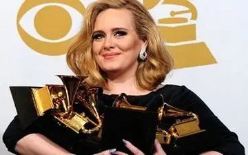 خواننده مولتی میلیونری که حاضر نیست به پدر فقیرش کمک کند