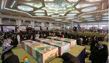 
برگزاری مراسم قرائت دعای عرفه در مصلای امام خمینی(ره) 
