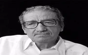 همراه با «خایمه سابینس» تک تیرانداز ادبیات مکزیک