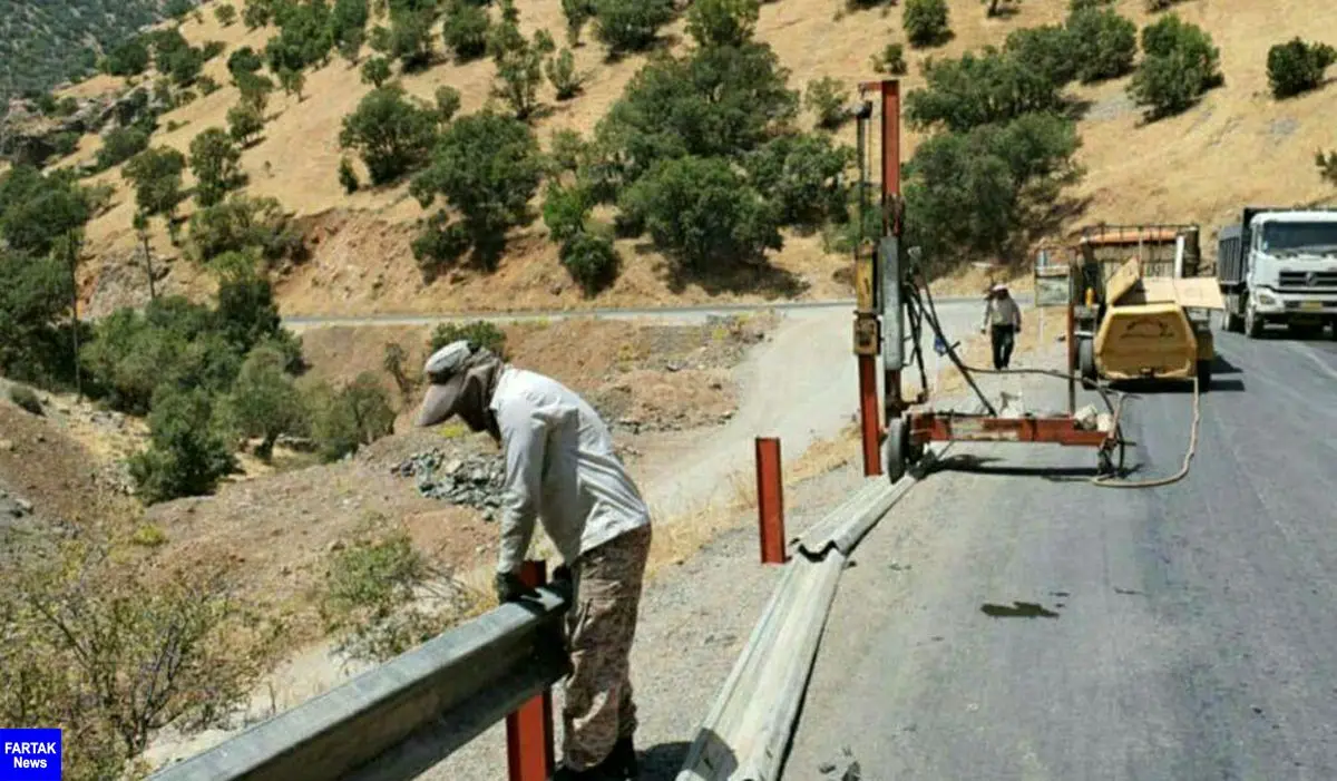 
تشریح پیشرفت فیزیکی پروژه های ابلاغی طرح ملی "ابرار" در استان کرمانشاه