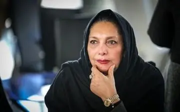  بحث ادامه دار منیژه حکمت و مدیرعامل فارابی