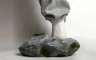 کفش‌هایی که انگار دوران غارنشینی آمده‌اند؛ عجیب‌ترین ترند امسال را ببینید!