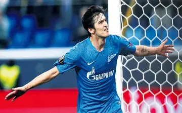 ستاره ایرانی سارق مغازه‎اش را تهدید کرد! + عکس