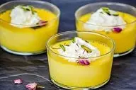 طرز تهیه ماقوت یزد؛ دسر خوشمزه و شفاف با نشاسته