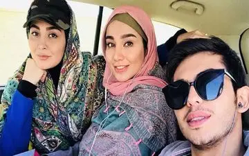 سلفی ارسلان قاسمی با خانم های بازیگر در تعطیلات رویایی