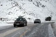 جاده‌های غرب و جنوب اصفهان لغزنده است/ رانندگان با احتیاط برانند