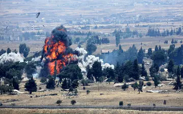 اسپوتنیک: اتوبوس حامل نظامیان ارتش سوریه هدف حمله تروریستی قرار گرفت