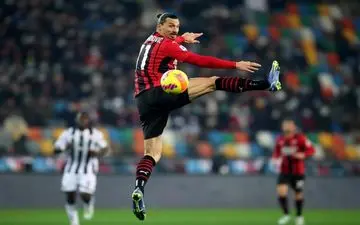 زلاتان زمان بازنشستگی‌اش را اعلام کرد 