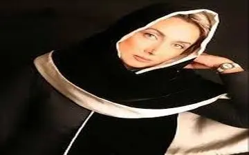 ژست عجیب و غریب کتایون ریاحی در کنار بازیگر مرد مشهور