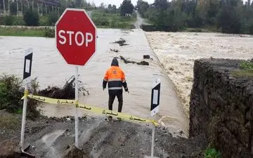 تمامی پل‌های آب‌نما در گیلان مسدود شد