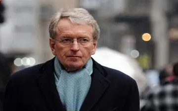  ضرب و شتم شدید سفیر اسبق انگلیس در آمریکا قبل از سفر ترامپ به لندن 