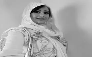 پوشش و استایل ورزشی گلناز خالصی و مربی‌اش در باشگاه بدنسازی