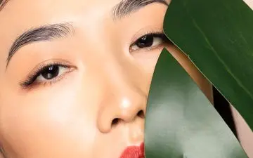 همه چیز درباره کاشت مژه هیدن و مقایسه آن با اکستنشن مژه