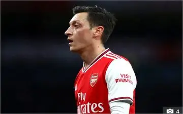 انتقاد ستاره سابق آرسنال از سبک بازی مسوت اوزیل 