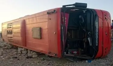 واژگونی اتوبوس تهران ـ مشهد در جاده دامغان شاهرود