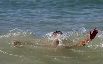 نوجوان ۱۵ ساله در دریاچه پارک جنگلی غرق شد